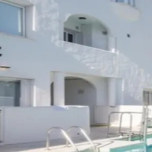 https://villa-flamenc-luxury-in-can-besso.balearic-islands.net